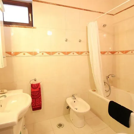 Vale Dos Sentidos Одесейше