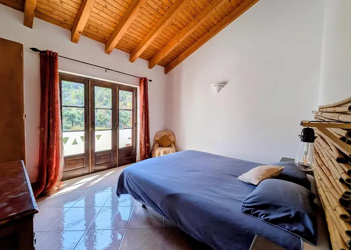 Vale Dos Sentidos Apartment